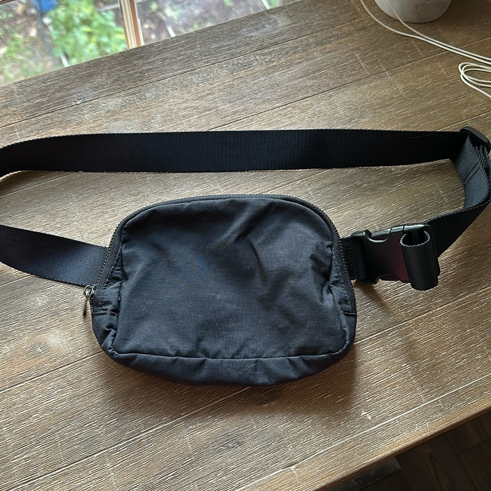 Shoulder Bag / Fanny Pack